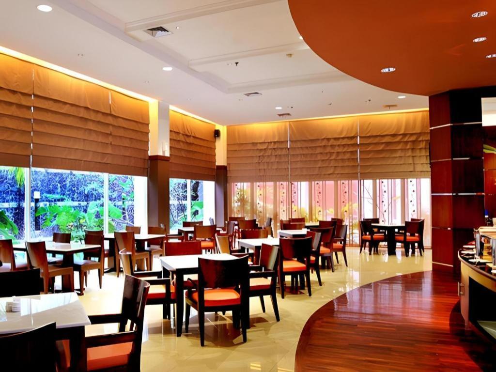 The Mirah Hotel Bogor Exterior photo